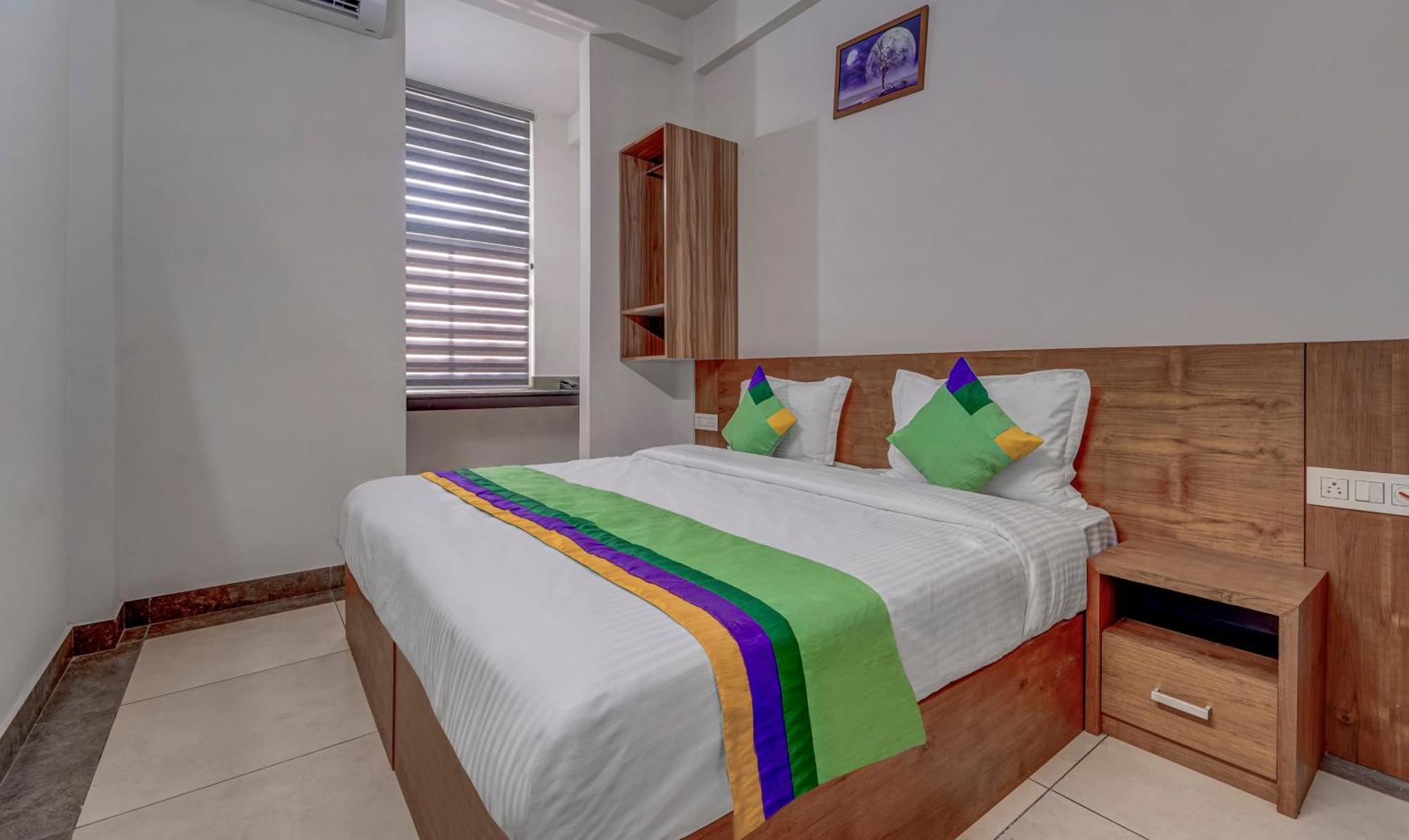 Treebo Regalia Inn Civil Station Kalpetta Exterior photo