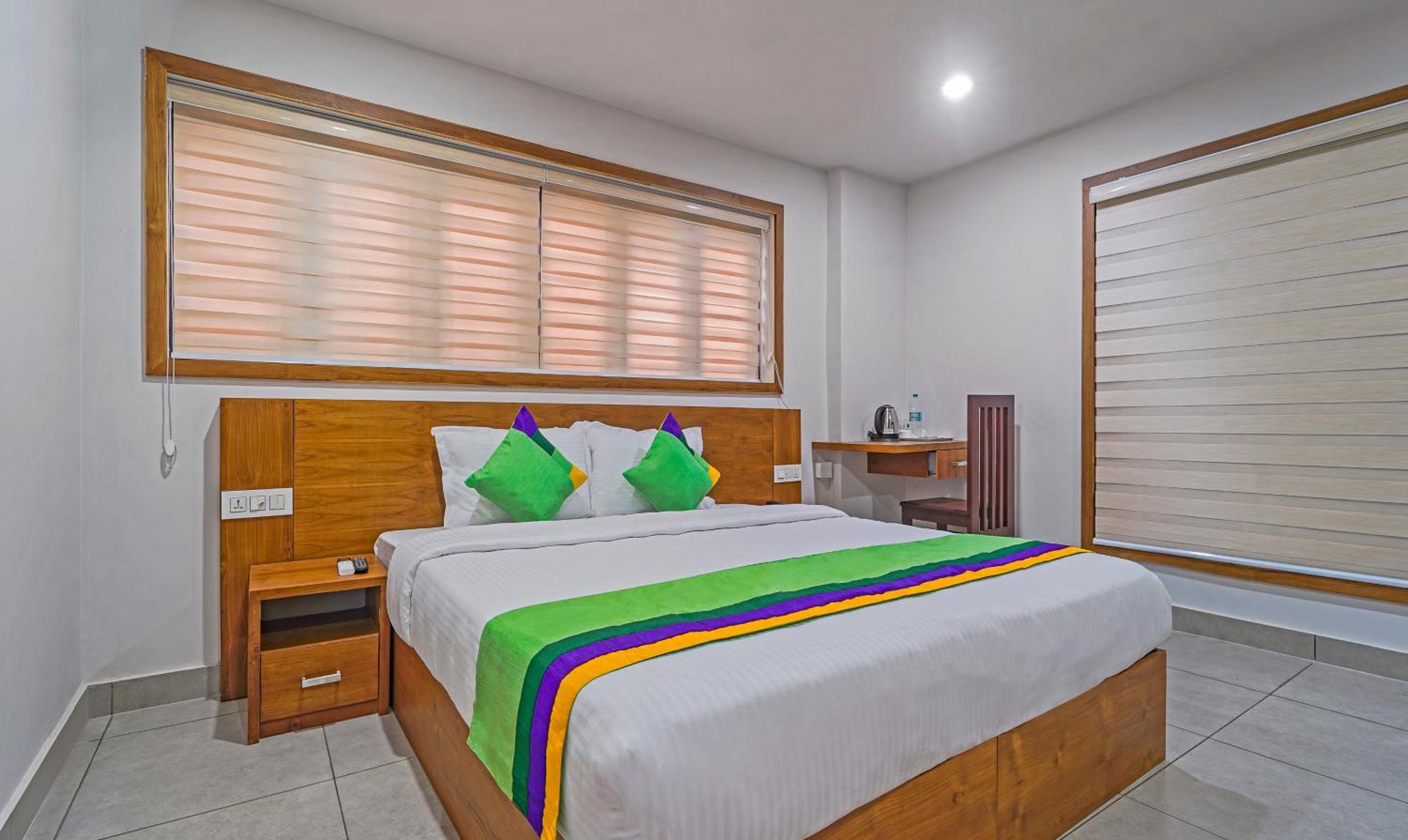 Treebo Regalia Inn Civil Station Kalpetta Exterior photo